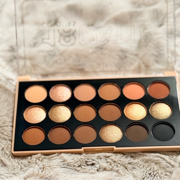 NWOT Anna Rose 18 MatteRadiant Eyeshadow Palette - Gold, Brown, and Black Shades - Picture 2 of 8